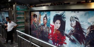 Mulan khởi đầu nhẹ nhàng tại phòng vé Trung Quốc