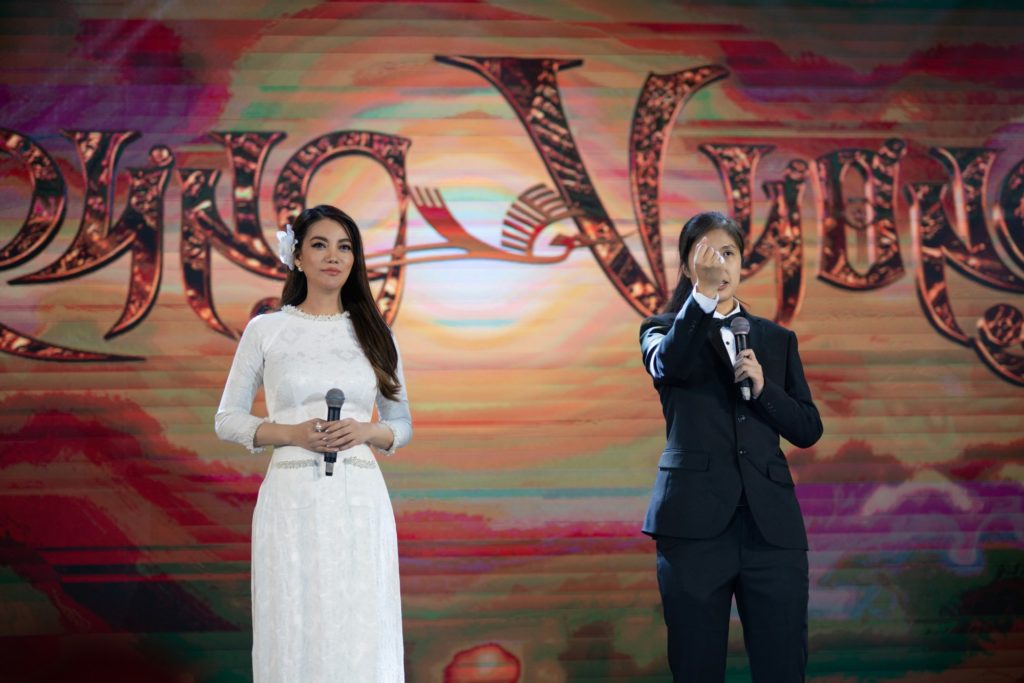 Hai nhà sản xuất Trưng Vương Trương Ngọc Ánh và Janet Ngo