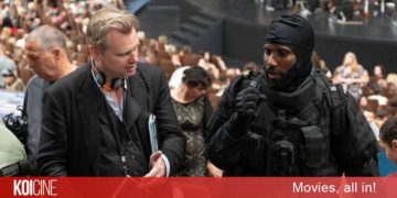 Trái ngược với phản ứng của nhà sản xuất, Christopher Nolan rất hài lòng với doanh thu của Tenet