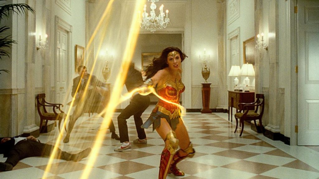 review phim Wonder Woman 1984 với những cảnh hành động