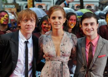 Harry Potter 20th Anniversary: Return to Hogwarts – Tái hợp bộ ba Daniel Radcliffe, Rupert Grint và Emma Watson cùng trở về Hogwarts