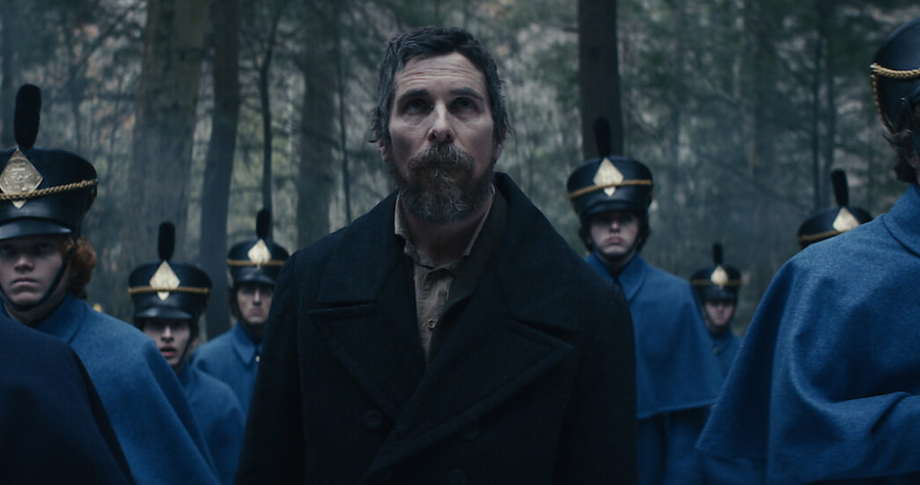 Christian Bale trong The Pale Blue Eye