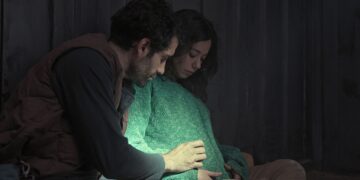 ‘Nowhere’ – cuộc chiến sinh tồn ngoài đại dương